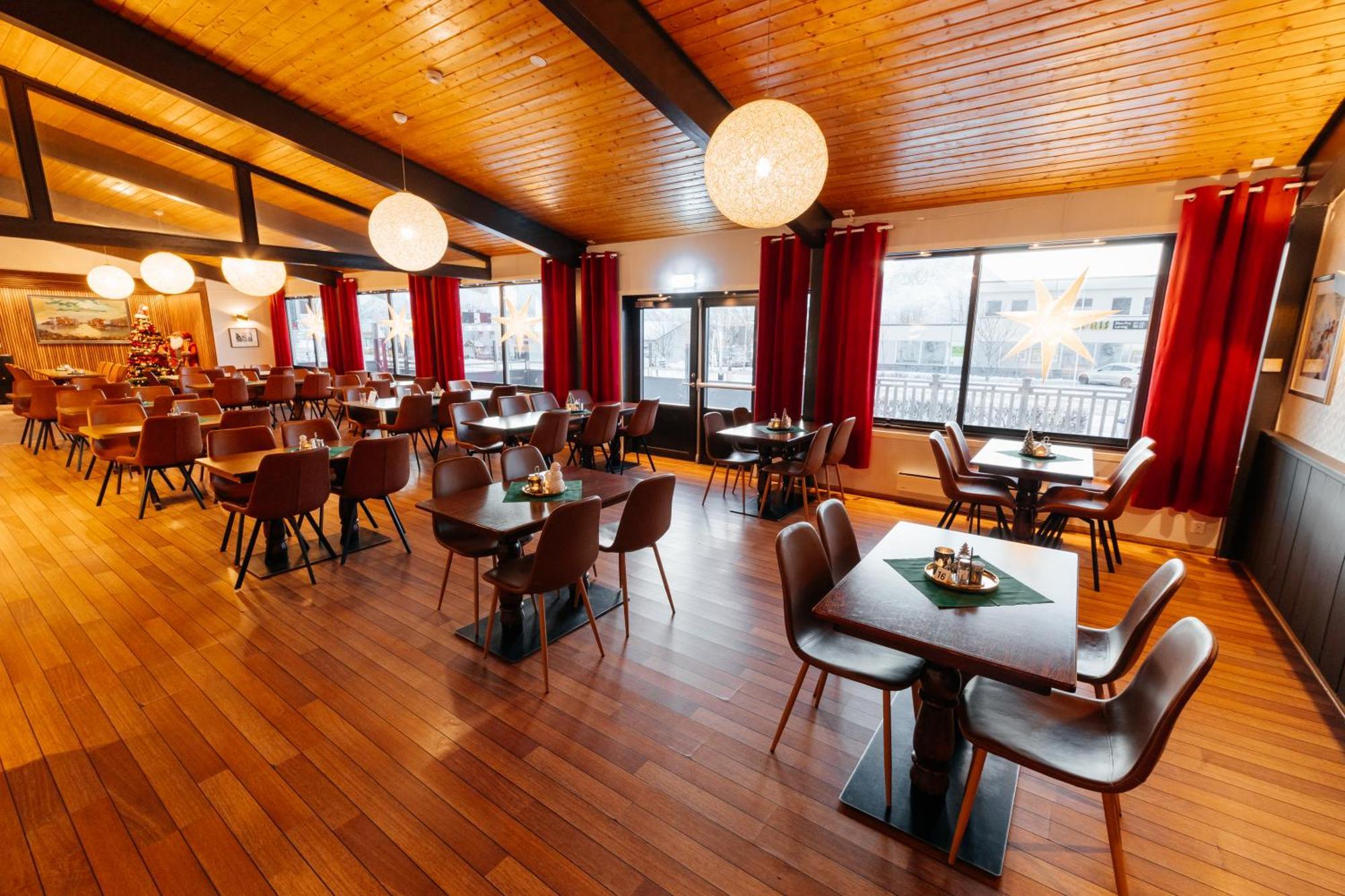 Myre Kysthotell Extérieur photo