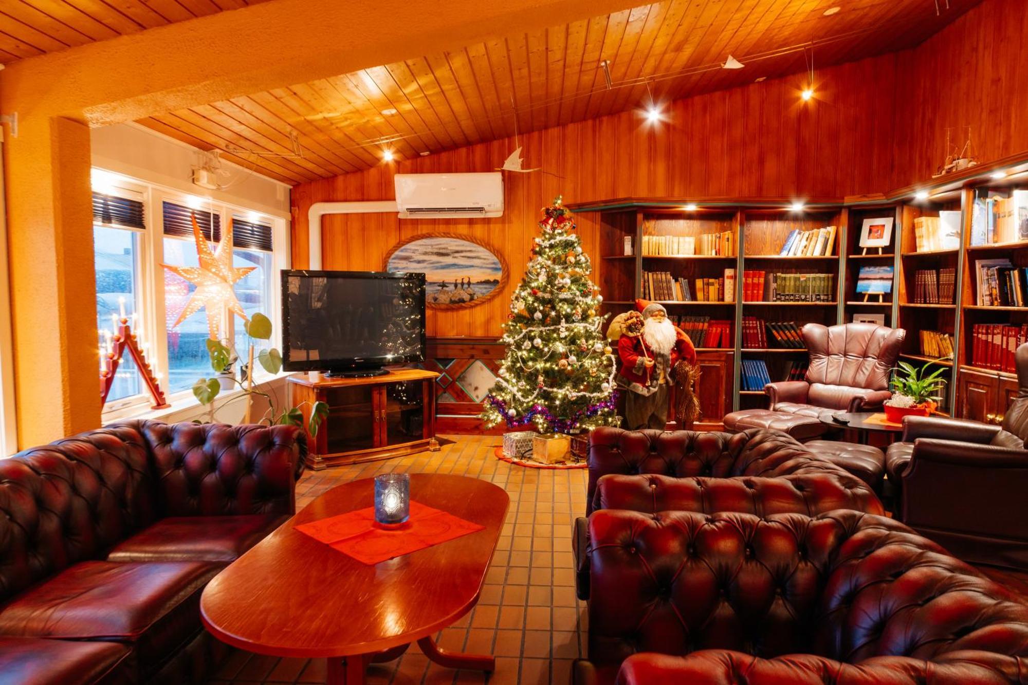 Myre Kysthotell Extérieur photo